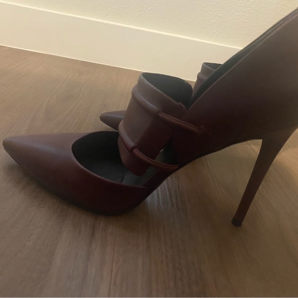 Kenneth Cole pointy heels- burgundy - Picture 6 of 8